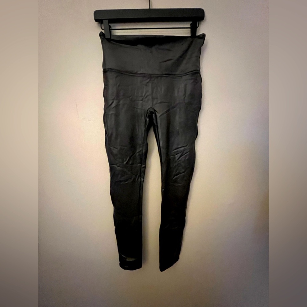 Spanx black faux leather Leggings Size L